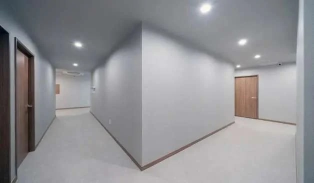 경산 옥산동 루체테라피 복도 1