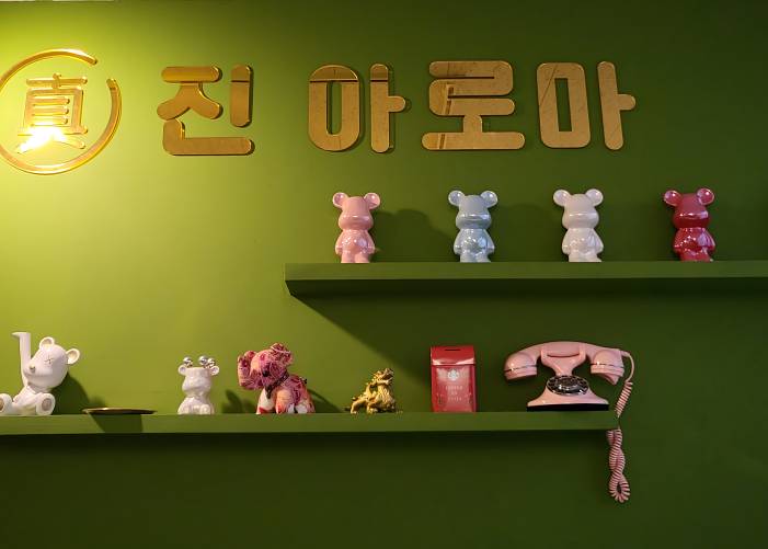 천안 두정동 진아로마 로비 1