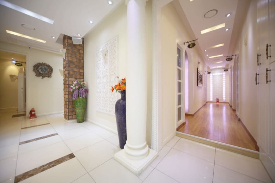 대전 둔산동 둔산SPA 복도 1
