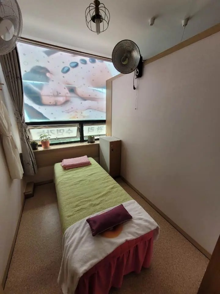 군산 수송동 명품아로마피부 관리실