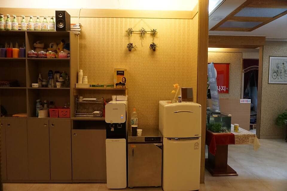충남 공주시 신관동 쿨태국전통마사지 복도 1