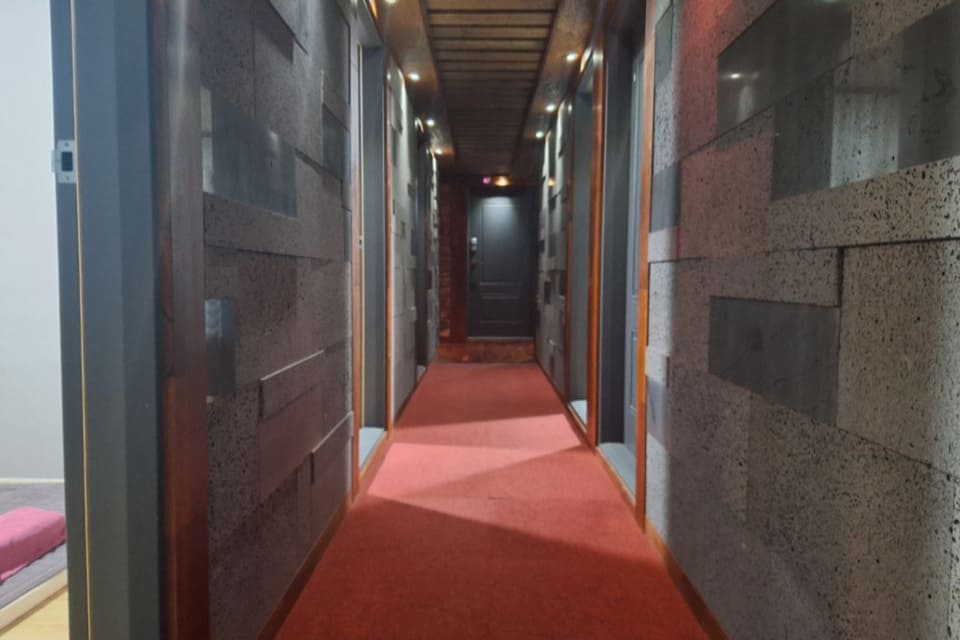 광주 수완지구 몽아로마 복도
