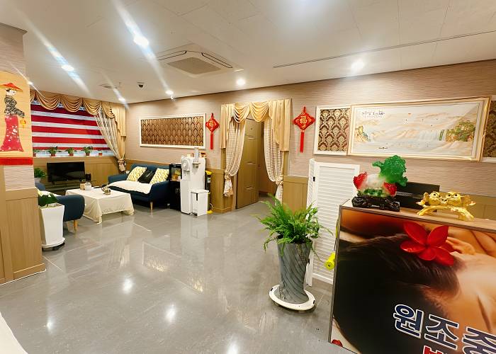 경남 창녕군 성산면 중국전통마사지 로비 2