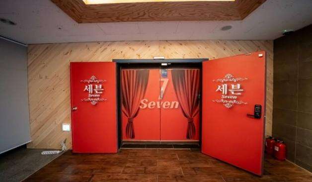 충북 청주시 청원구 오창읍 양청리 세븐마사지 출입구
