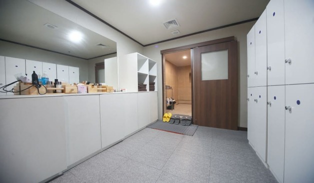 강남 역삼동 아르떼스웨디시 로비 2