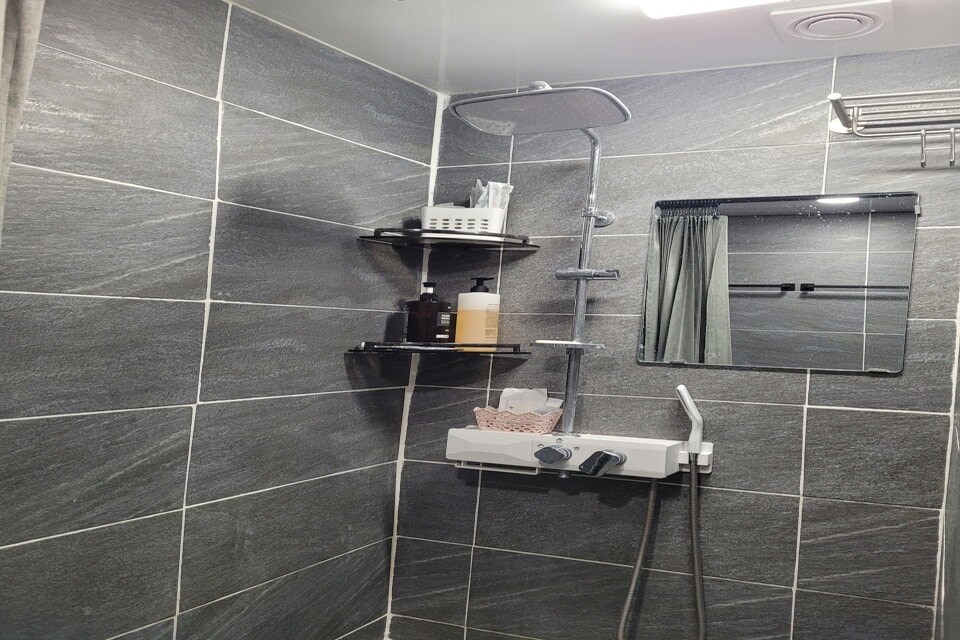 충남 예산군 예산읍 주교리 로터리마사지 샤워실