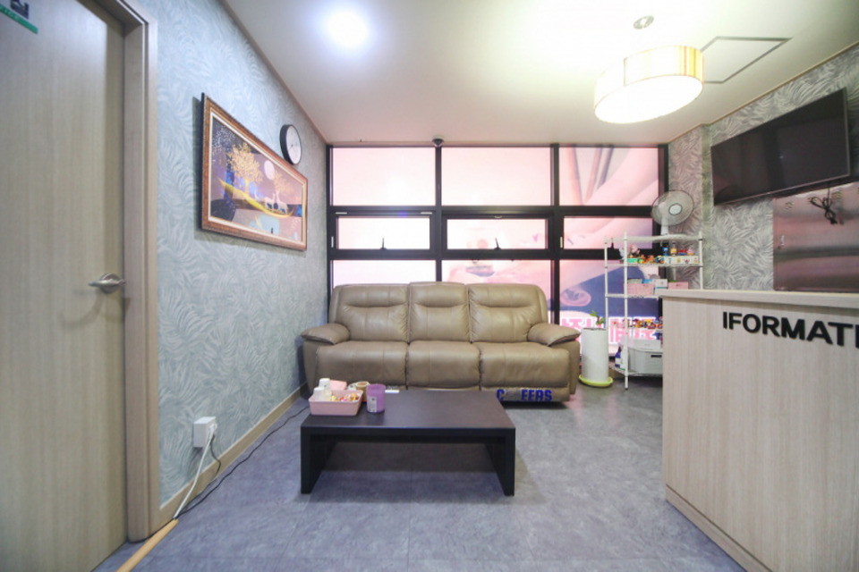 충남 서산시 대산읍 대산리 황제마사지 로비