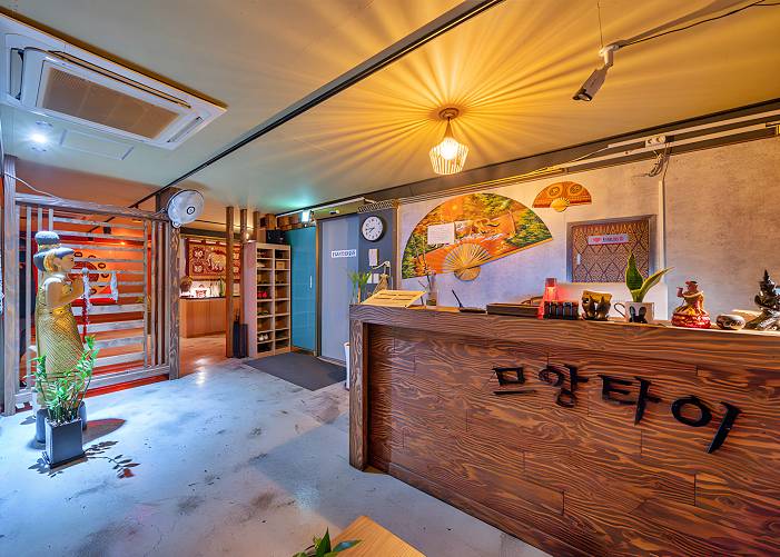 울산 울주군 므앙타이 로비 2