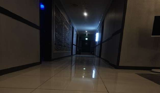대전 서구 둔산동 퀸즈테라피 복도 1