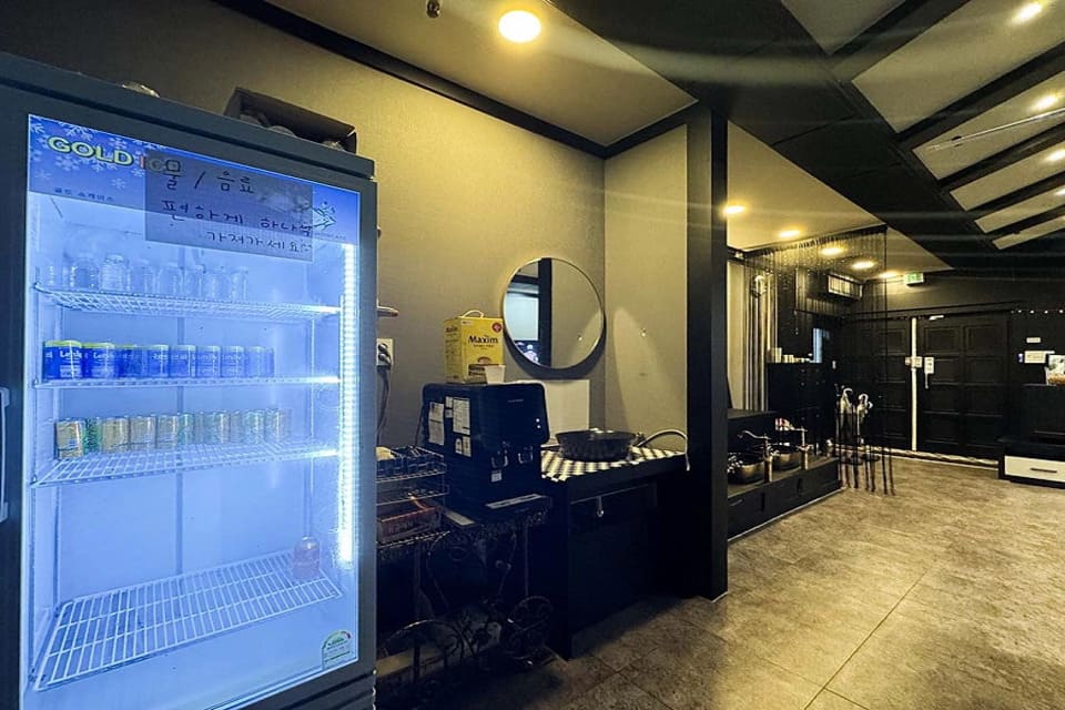 부천 상동역 구름스웨디시 복도 1