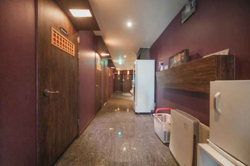 서울 서초구 서초동 강남마사지 복도 2