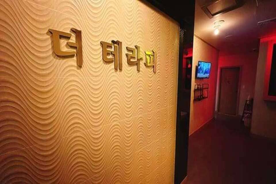 군산 소룡동 더테라피 카운터