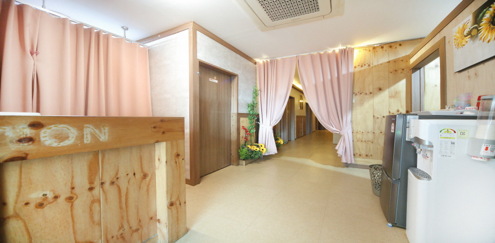 충남 아산시 탕정면 힐링테라피 로비 1